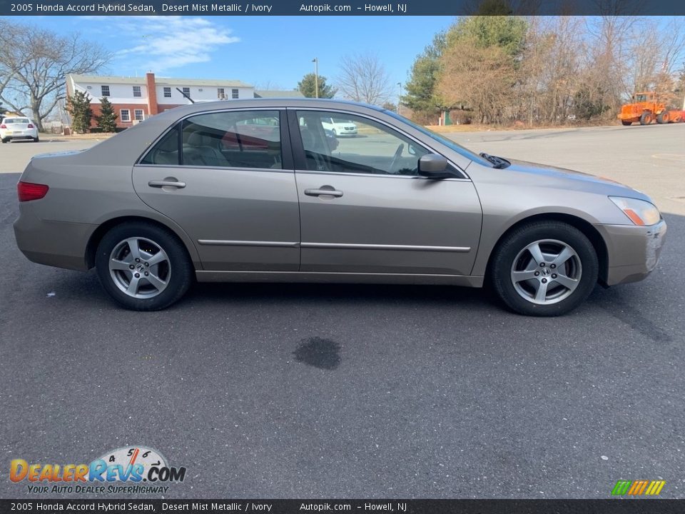 2005 Honda Accord Hybrid Sedan Desert Mist Metallic / Ivory Photo #9
