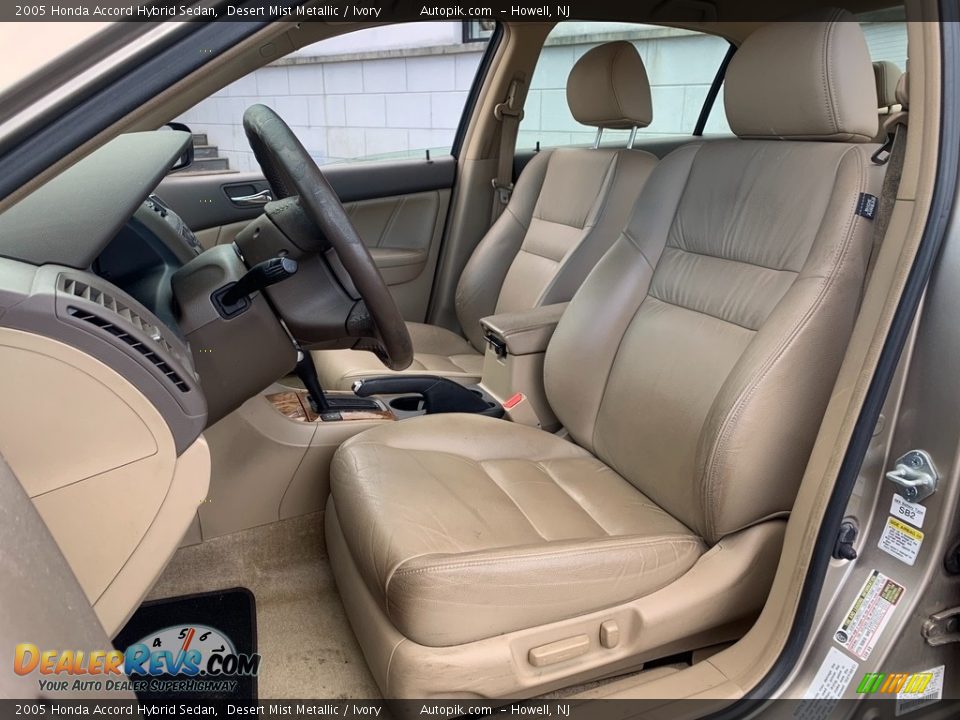 2005 Honda Accord Hybrid Sedan Desert Mist Metallic / Ivory Photo #17
