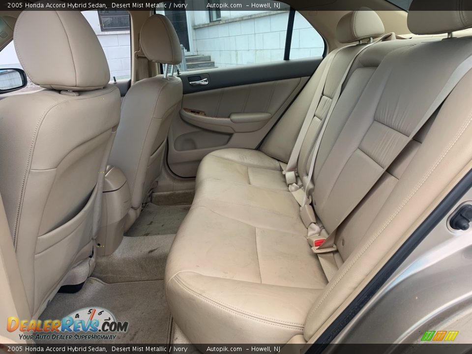 2005 Honda Accord Hybrid Sedan Desert Mist Metallic / Ivory Photo #20