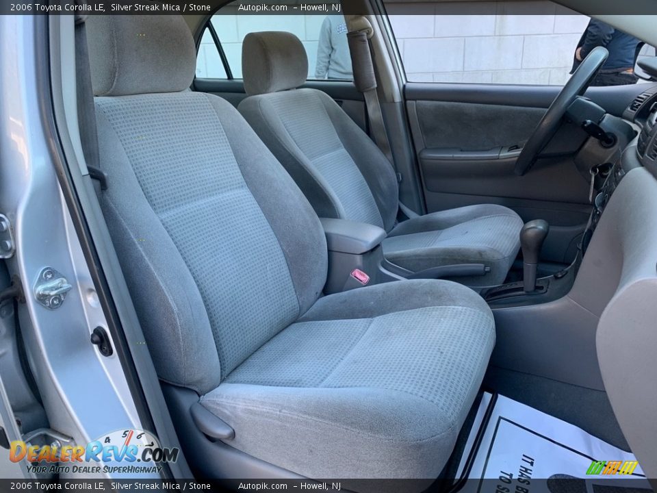2006 Toyota Corolla LE Silver Streak Mica / Stone Photo #18