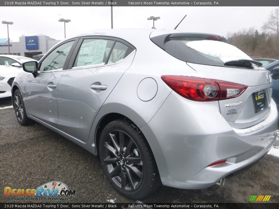 2018 Mazda MAZDA3 Touring 5 Door Sonic Silver Metallic / Black Photo #3