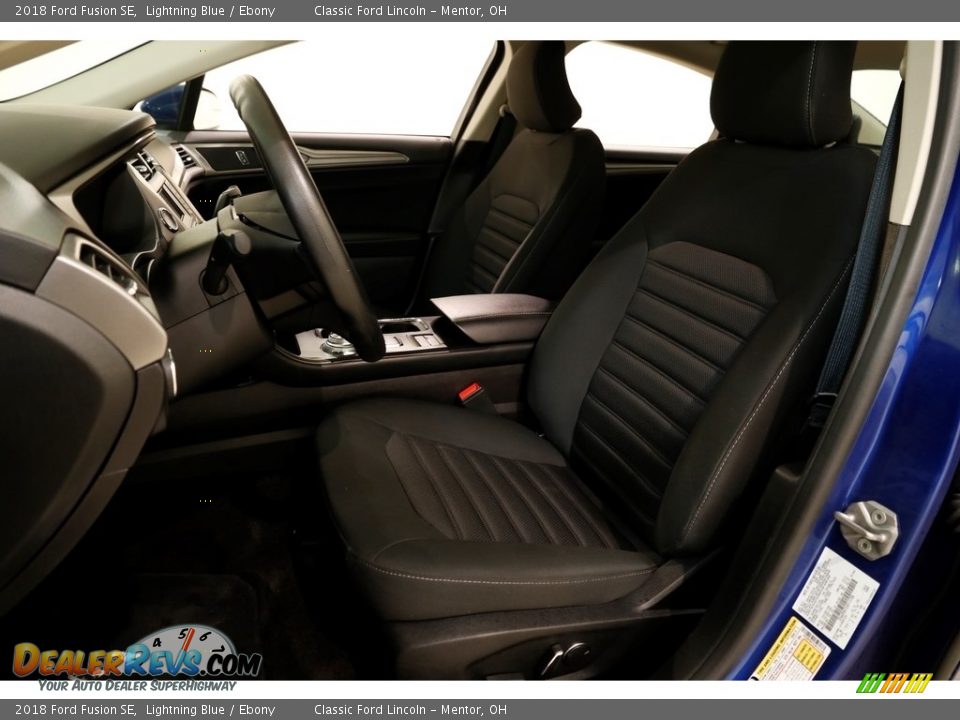 2018 Ford Fusion SE Lightning Blue / Ebony Photo #5