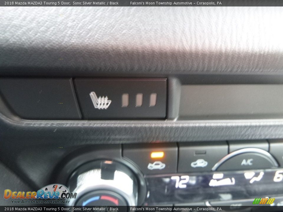 2018 Mazda MAZDA3 Touring 5 Door Sonic Silver Metallic / Black Photo #15
