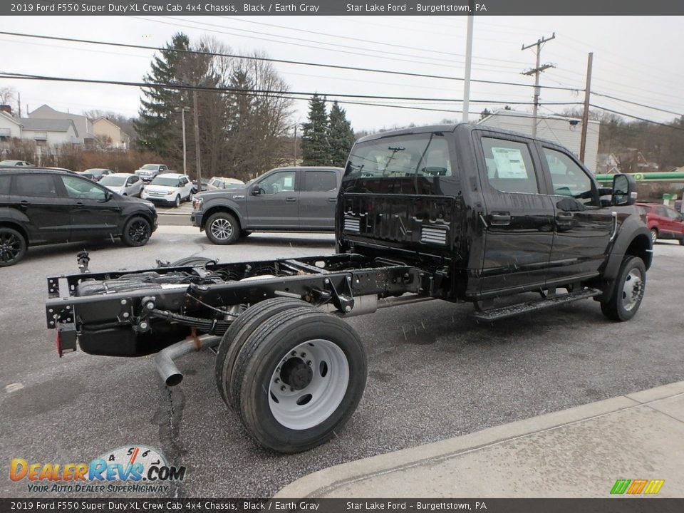 2019 Ford F550 Super Duty XL Crew Cab 4x4 Chassis Black / Earth Gray Photo #5