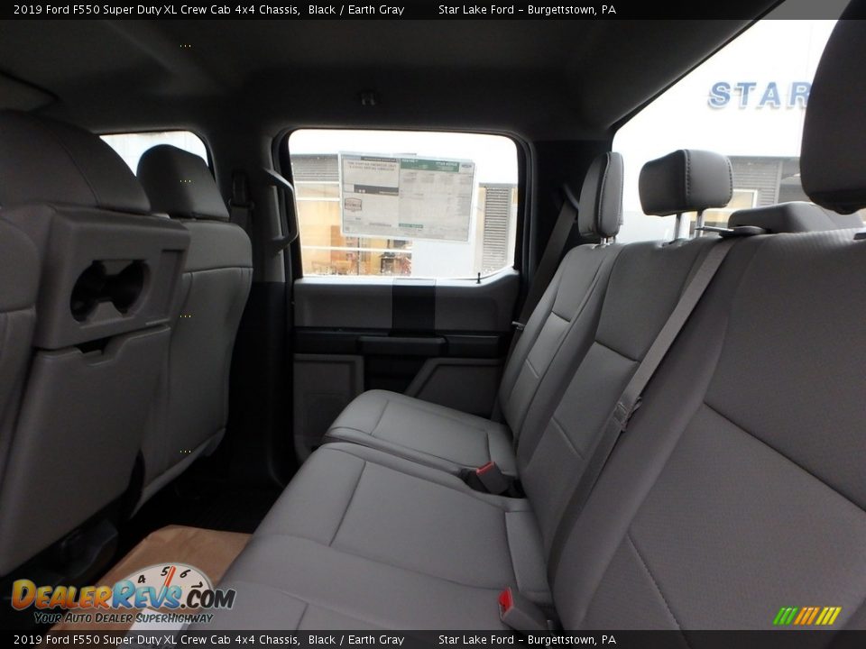 2019 Ford F550 Super Duty XL Crew Cab 4x4 Chassis Black / Earth Gray Photo #10