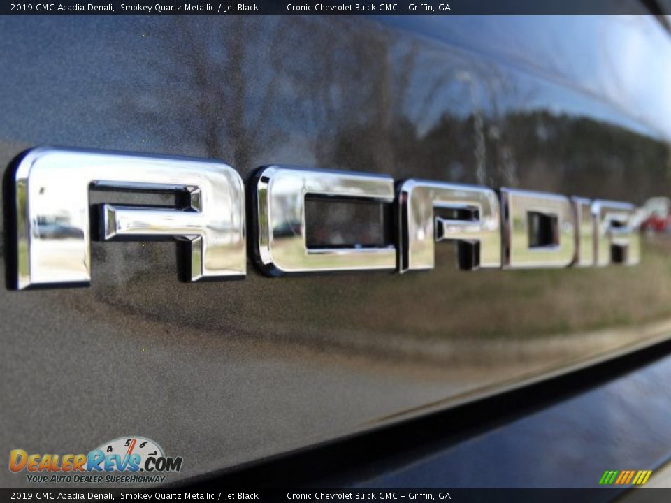 2019 GMC Acadia Denali Smokey Quartz Metallic / Jet Black Photo #9