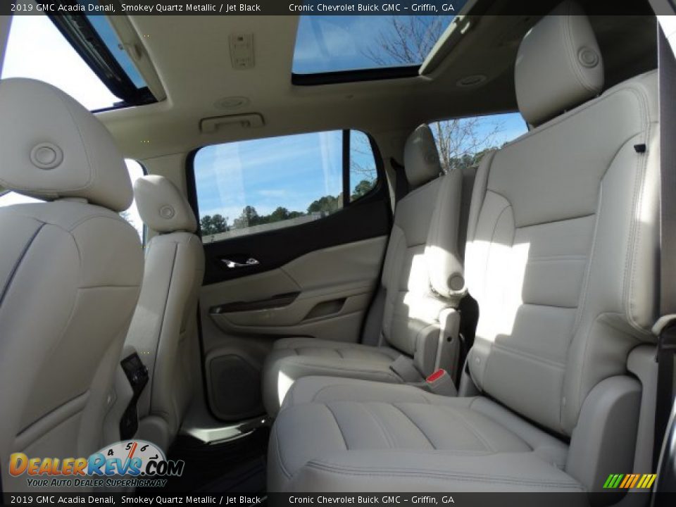 2019 GMC Acadia Denali Smokey Quartz Metallic / Jet Black Photo #24