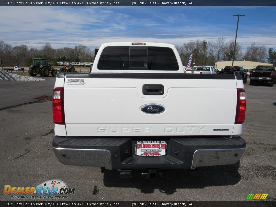 2015 Ford F250 Super Duty XLT Crew Cab 4x4 Oxford White / Steel Photo #4