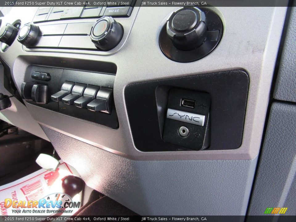 2015 Ford F250 Super Duty XLT Crew Cab 4x4 Oxford White / Steel Photo #15