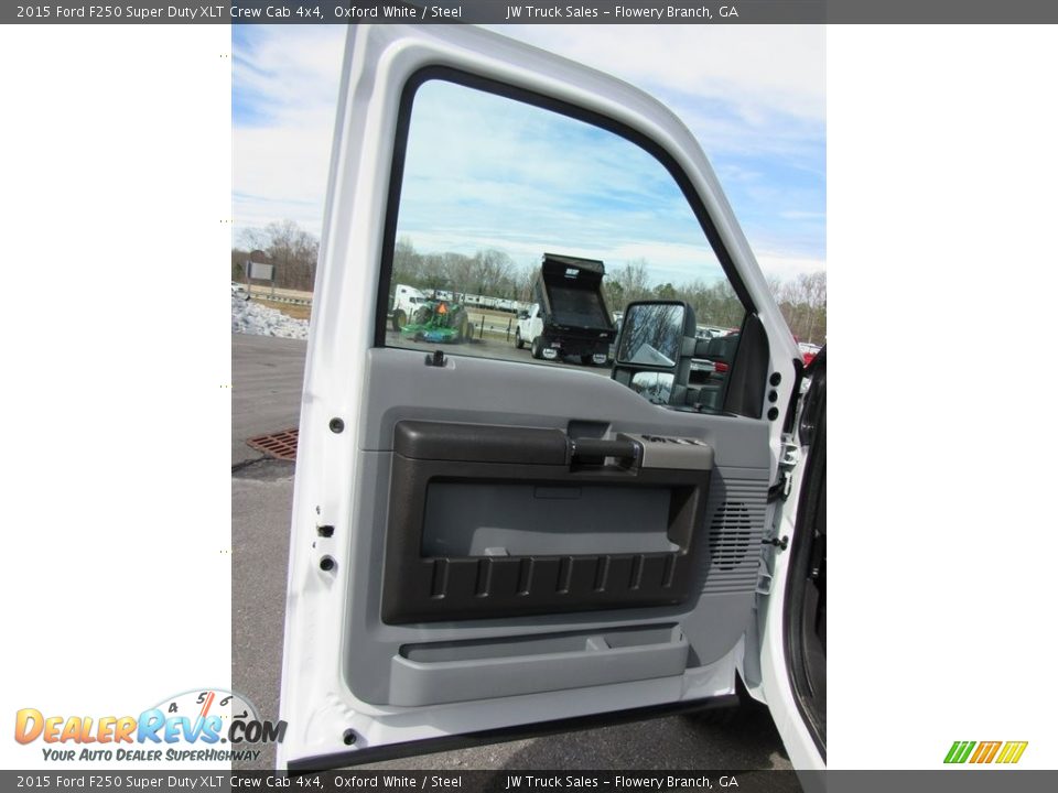 2015 Ford F250 Super Duty XLT Crew Cab 4x4 Oxford White / Steel Photo #24