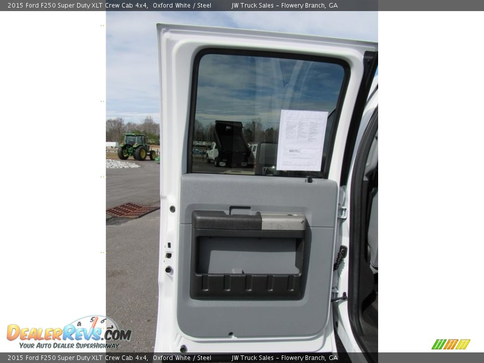 2015 Ford F250 Super Duty XLT Crew Cab 4x4 Oxford White / Steel Photo #26