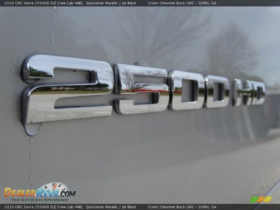 2019 GMC Sierra 2500HD SLE Crew Cab 4WD Quicksilver Metallic / Jet Black Photo #10