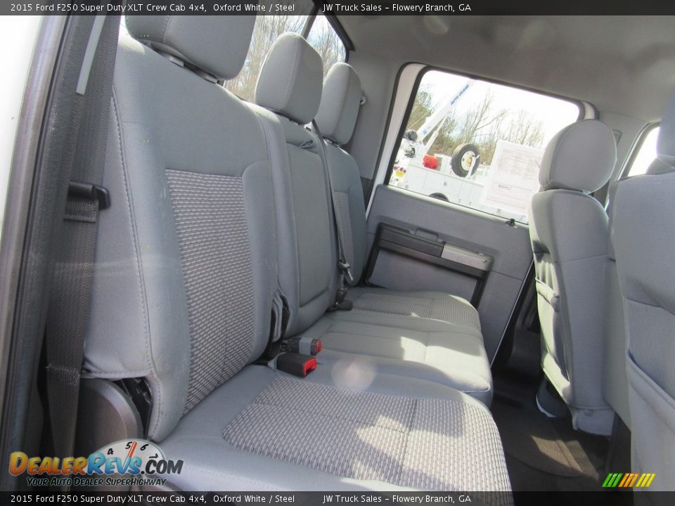 2015 Ford F250 Super Duty XLT Crew Cab 4x4 Oxford White / Steel Photo #32