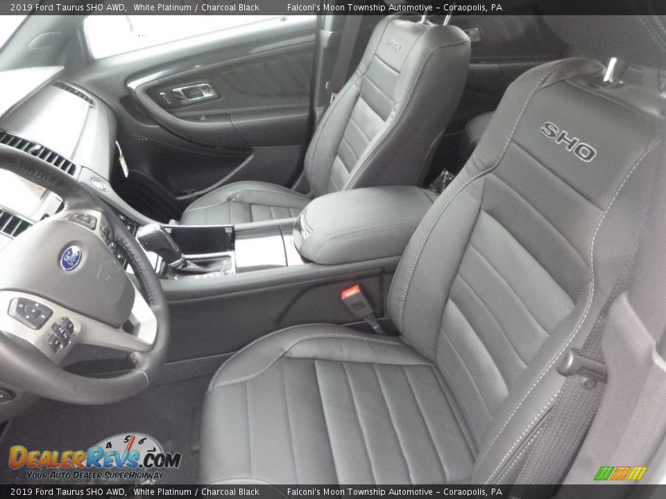 Front Seat of 2019 Ford Taurus SHO AWD Photo #11