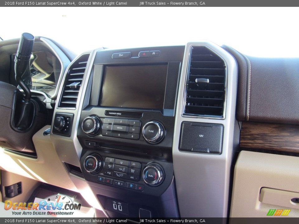 2018 Ford F150 Lariat SuperCrew 4x4 Oxford White / Light Camel Photo #14