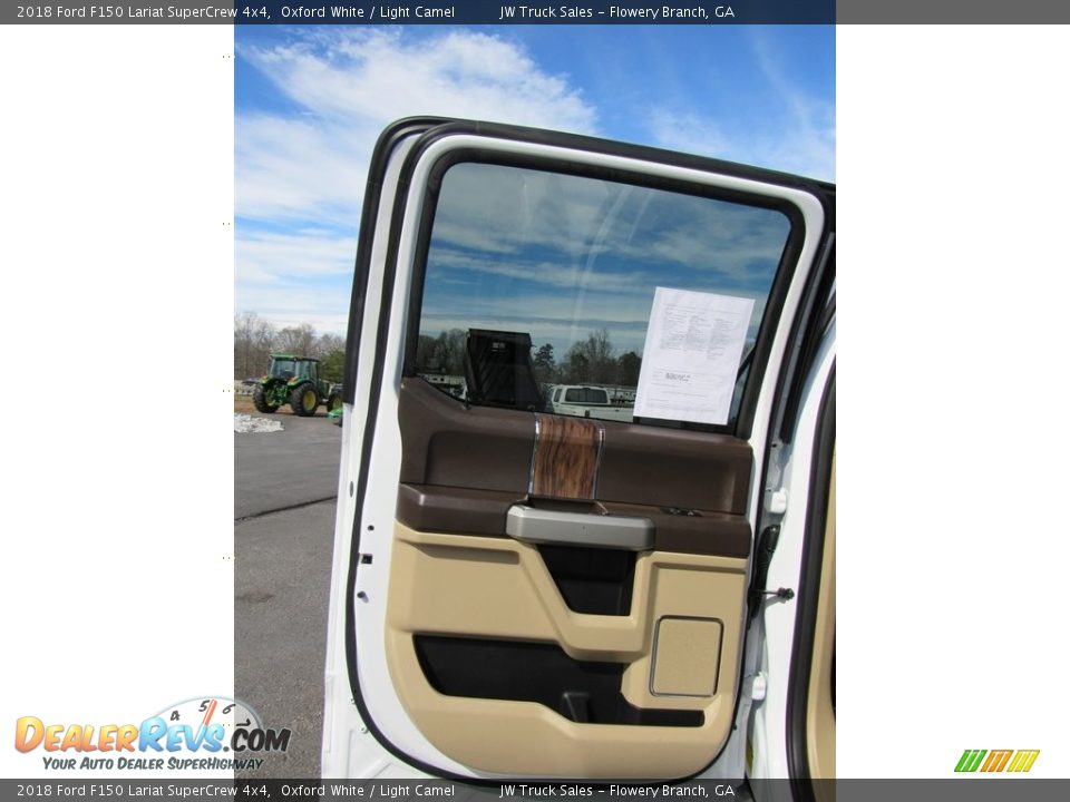2018 Ford F150 Lariat SuperCrew 4x4 Oxford White / Light Camel Photo #25
