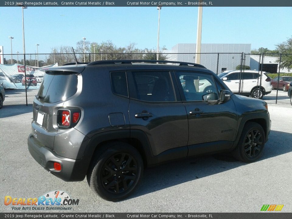 2019 Jeep Renegade Latitude Granite Crystal Metallic / Black Photo #5