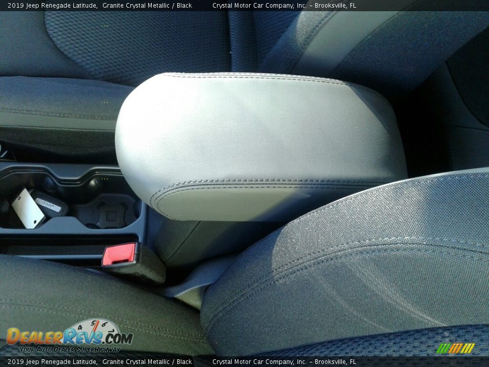 2019 Jeep Renegade Latitude Granite Crystal Metallic / Black Photo #18