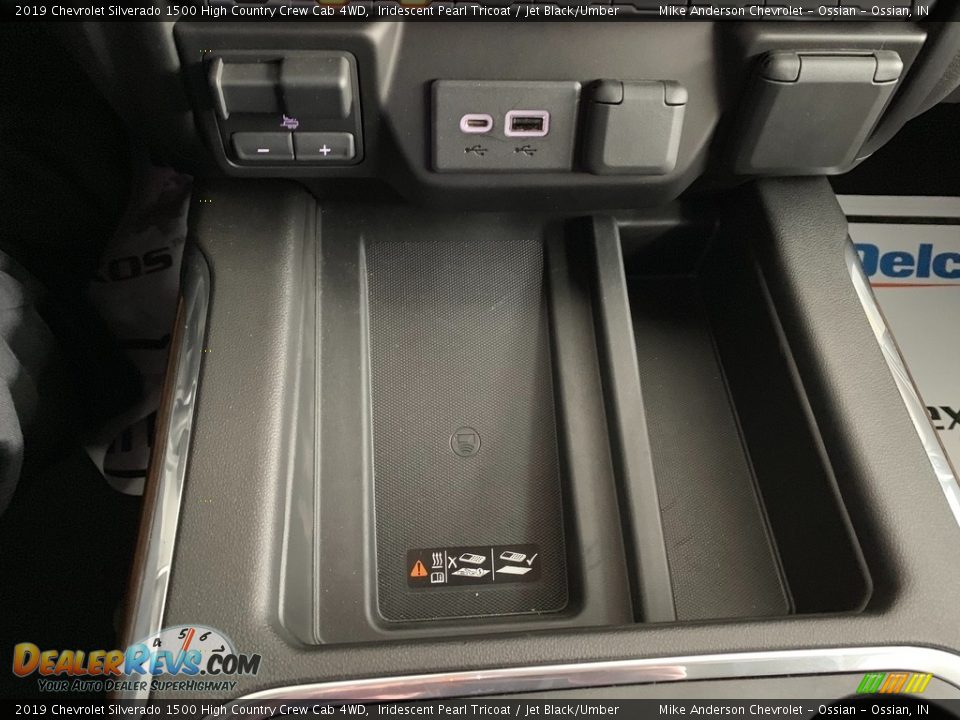 2019 Chevrolet Silverado 1500 High Country Crew Cab 4WD Iridescent Pearl Tricoat / Jet Black/Umber Photo #18