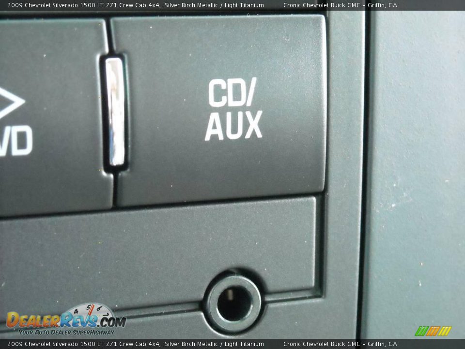 2009 Chevrolet Silverado 1500 LT Z71 Crew Cab 4x4 Silver Birch Metallic / Light Titanium Photo #27