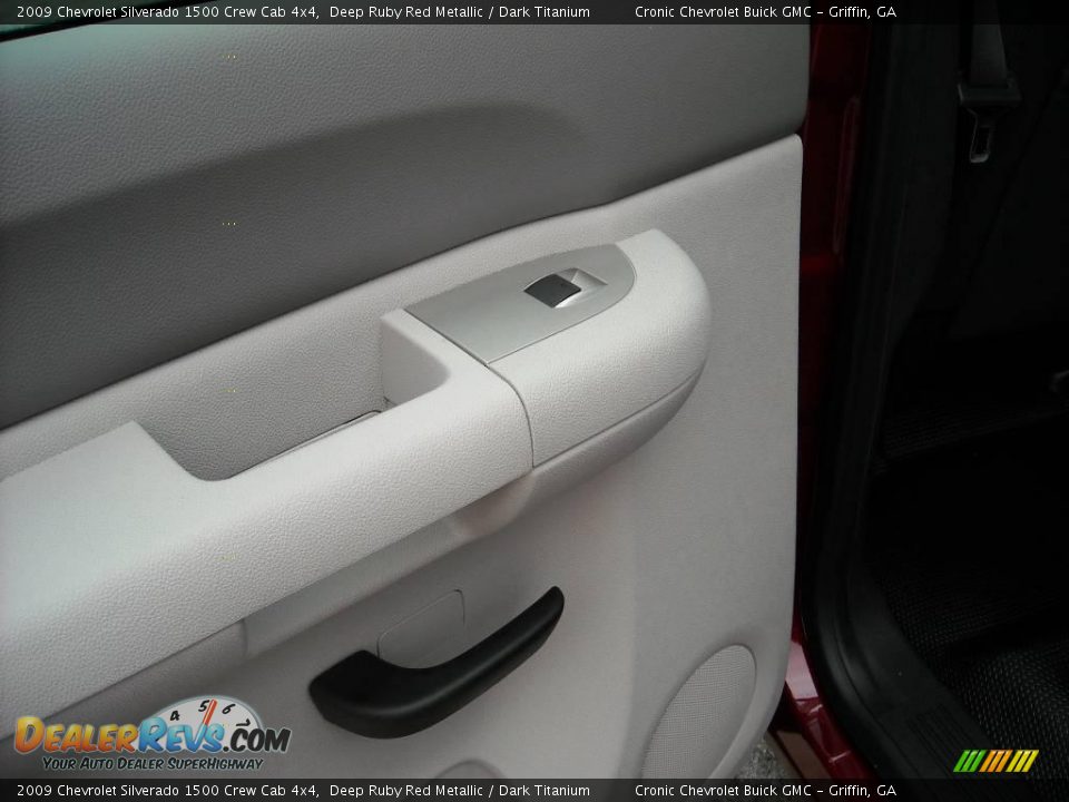 2009 Chevrolet Silverado 1500 Crew Cab 4x4 Deep Ruby Red Metallic / Dark Titanium Photo #17
