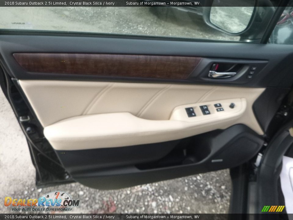 2018 Subaru Outback 2.5i Limited Crystal Black Silica / Ivory Photo #14