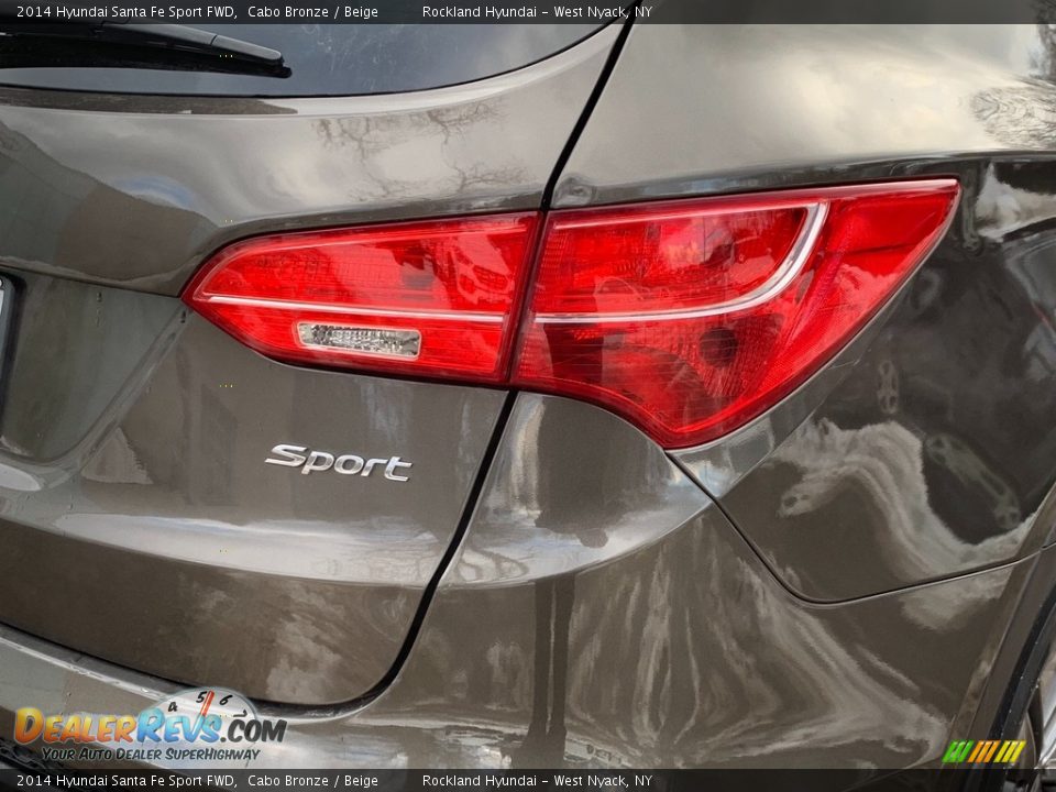 2014 Hyundai Santa Fe Sport FWD Cabo Bronze / Beige Photo #22