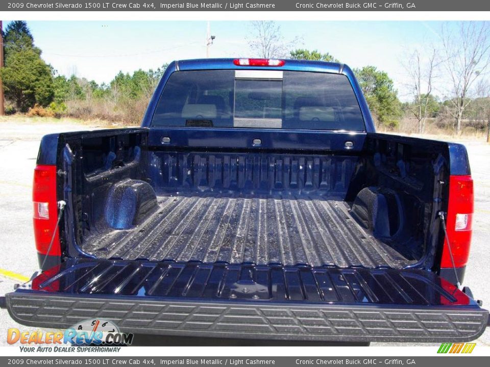 2009 Chevrolet Silverado 1500 LT Crew Cab 4x4 Imperial Blue Metallic / Light Cashmere Photo #16