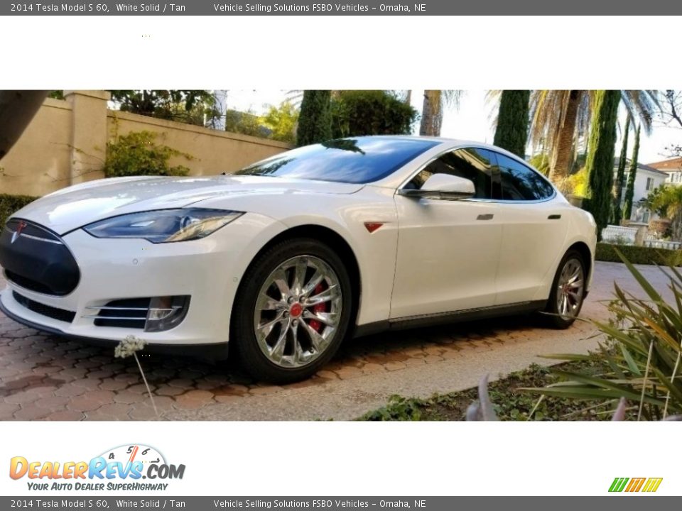 2014 Tesla Model S 60 White Solid / Tan Photo #11