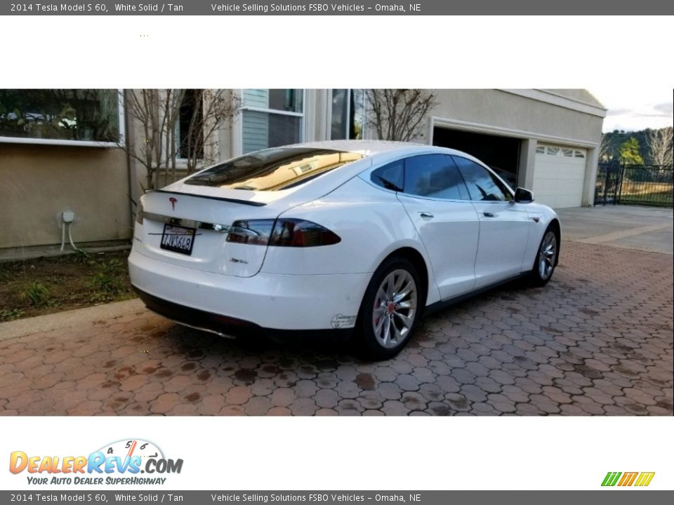 2014 Tesla Model S 60 White Solid / Tan Photo #12