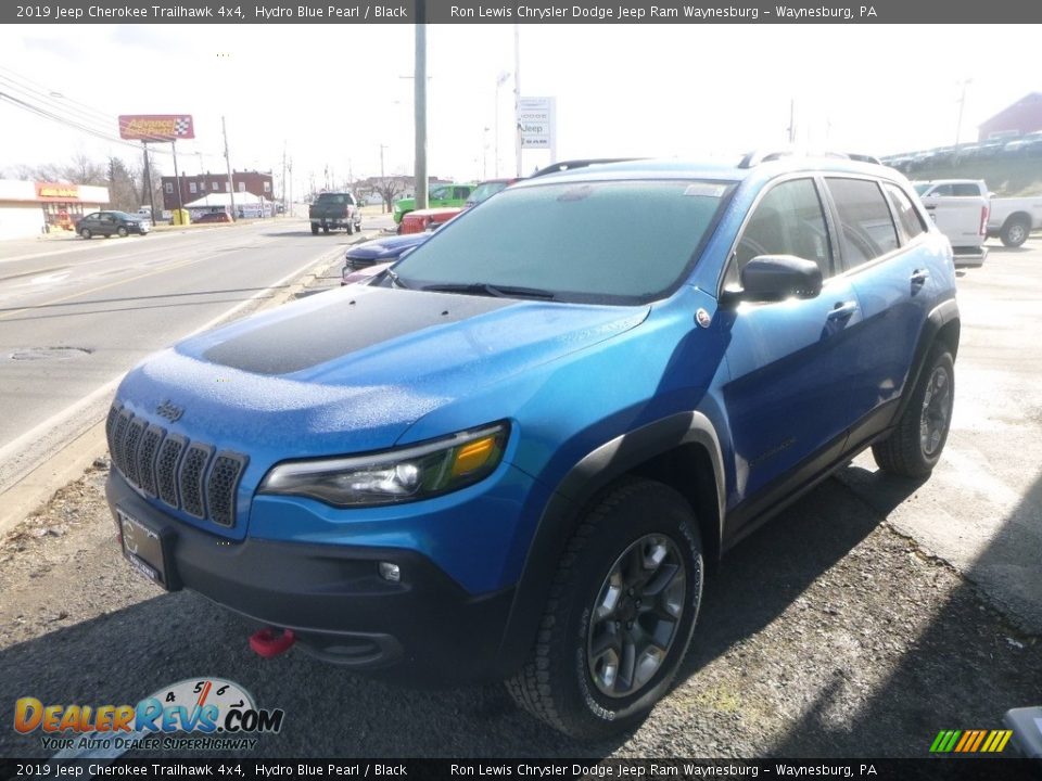 2019 Jeep Cherokee Trailhawk 4x4 Hydro Blue Pearl / Black Photo #1