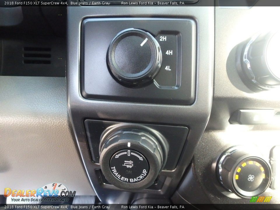 2018 Ford F150 XLT SuperCrew 4x4 Blue Jeans / Earth Gray Photo #18