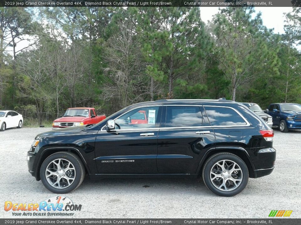 2019 Jeep Grand Cherokee Overland 4x4 Diamond Black Crystal Pearl / Light Frost/Brown Photo #2