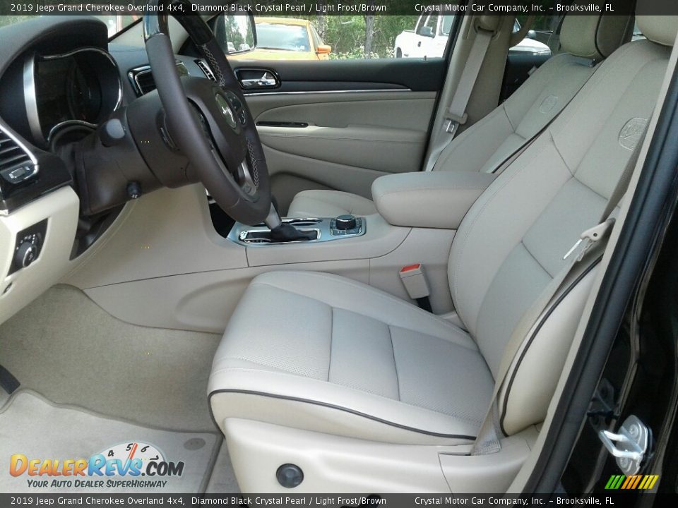 2019 Jeep Grand Cherokee Overland 4x4 Diamond Black Crystal Pearl / Light Frost/Brown Photo #9