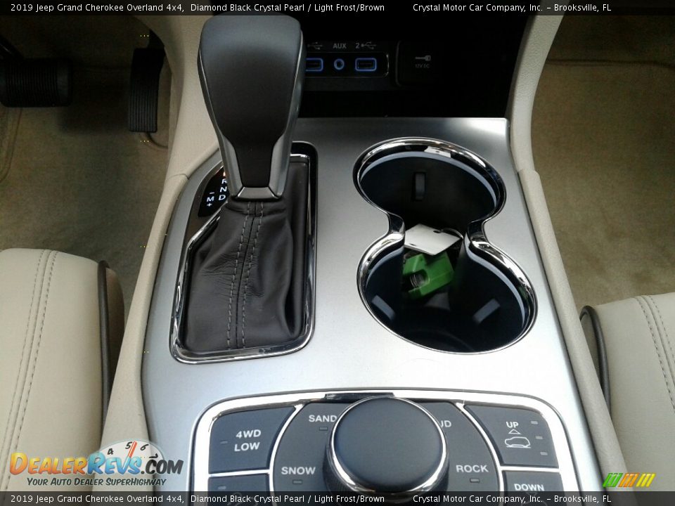 2019 Jeep Grand Cherokee Overland 4x4 Diamond Black Crystal Pearl / Light Frost/Brown Photo #16