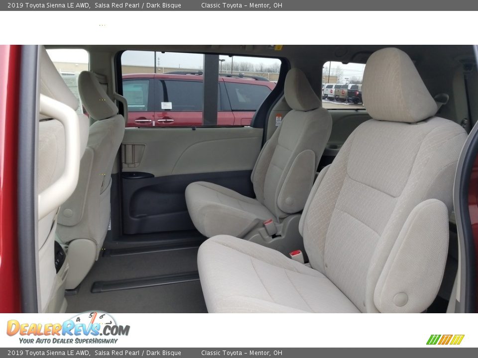2019 Toyota Sienna LE AWD Salsa Red Pearl / Dark Bisque Photo #3