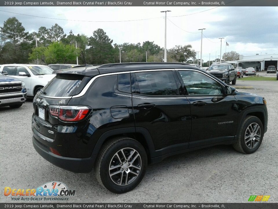 2019 Jeep Compass Latitude Diamond Black Crystal Pearl / Black/Ski Gray Photo #5