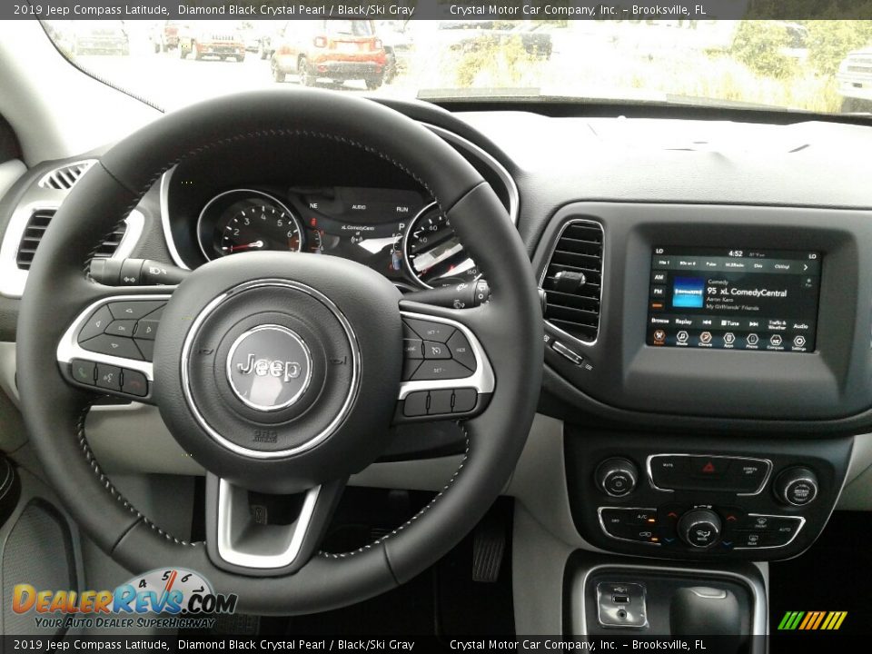 2019 Jeep Compass Latitude Diamond Black Crystal Pearl / Black/Ski Gray Photo #13