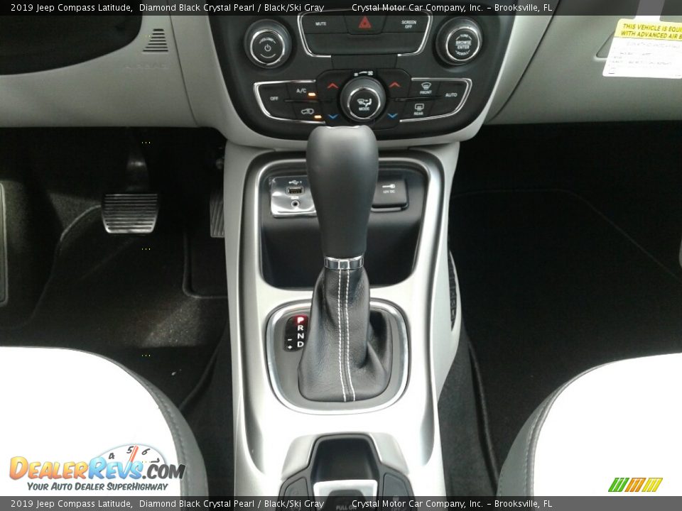 2019 Jeep Compass Latitude Shifter Photo #16