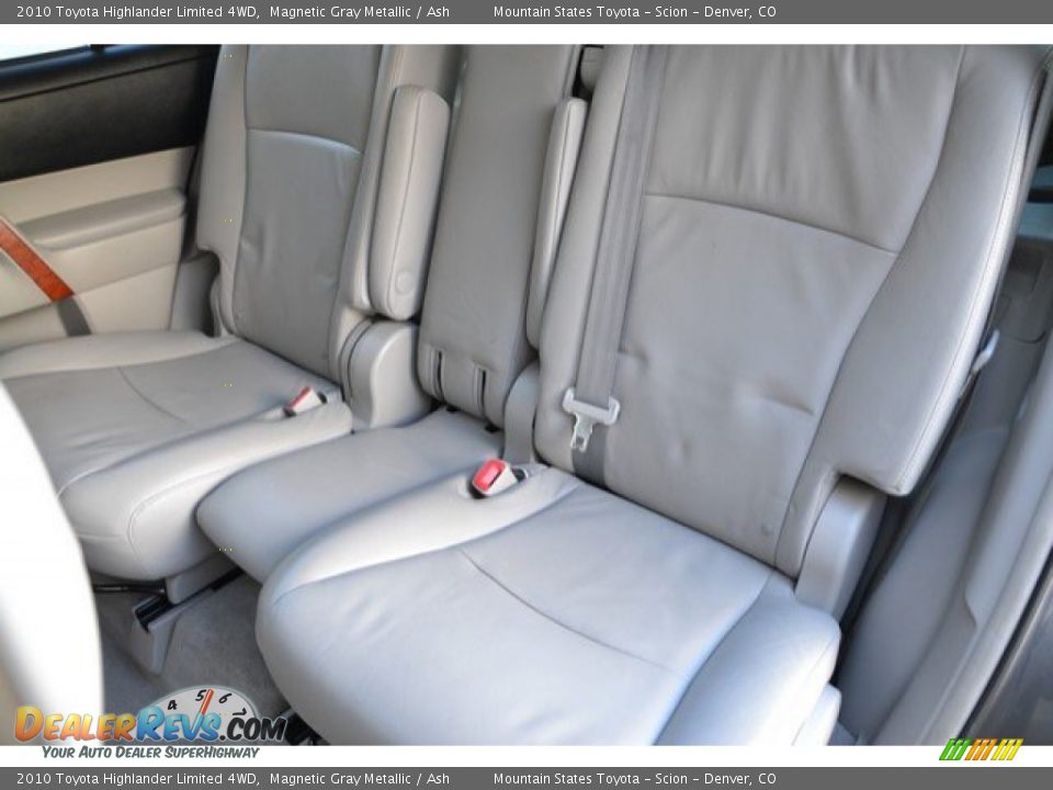 2010 Toyota Highlander Limited 4WD Magnetic Gray Metallic / Ash Photo #22