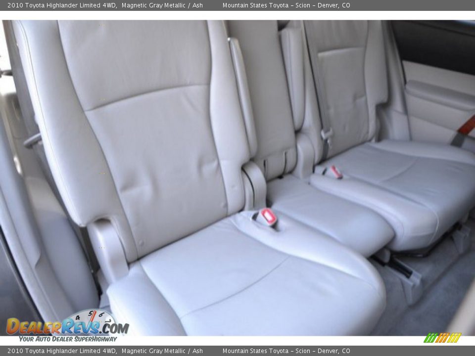 2010 Toyota Highlander Limited 4WD Magnetic Gray Metallic / Ash Photo #24