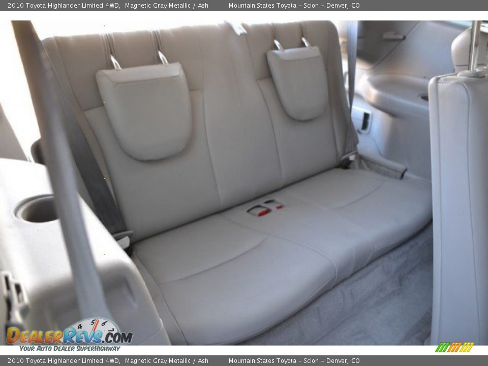 2010 Toyota Highlander Limited 4WD Magnetic Gray Metallic / Ash Photo #25