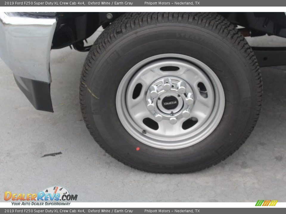 2019 Ford F250 Super Duty XL Crew Cab 4x4 Oxford White / Earth Gray Photo #5