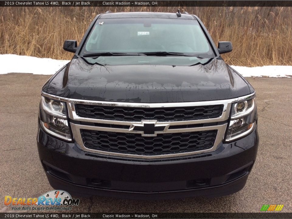 2019 Chevrolet Tahoe LS 4WD Black / Jet Black Photo #2