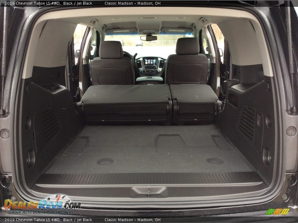 2019 Chevrolet Tahoe LS 4WD Black / Jet Black Photo #17