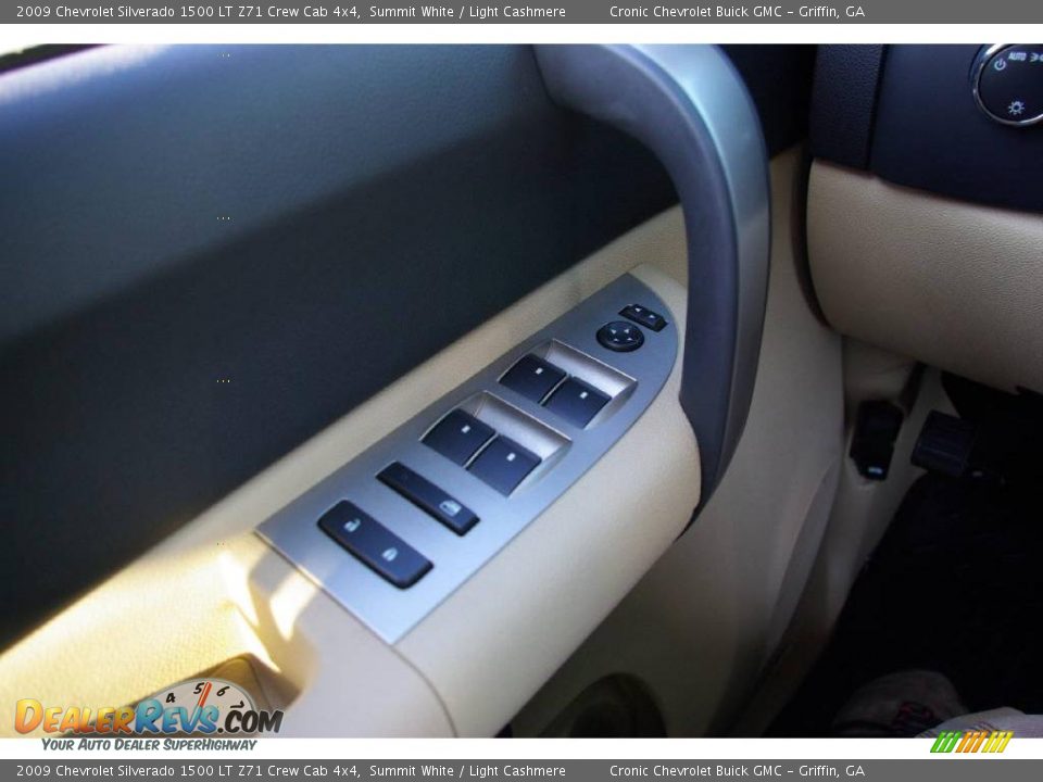 2009 Chevrolet Silverado 1500 LT Z71 Crew Cab 4x4 Summit White / Light Cashmere Photo #27