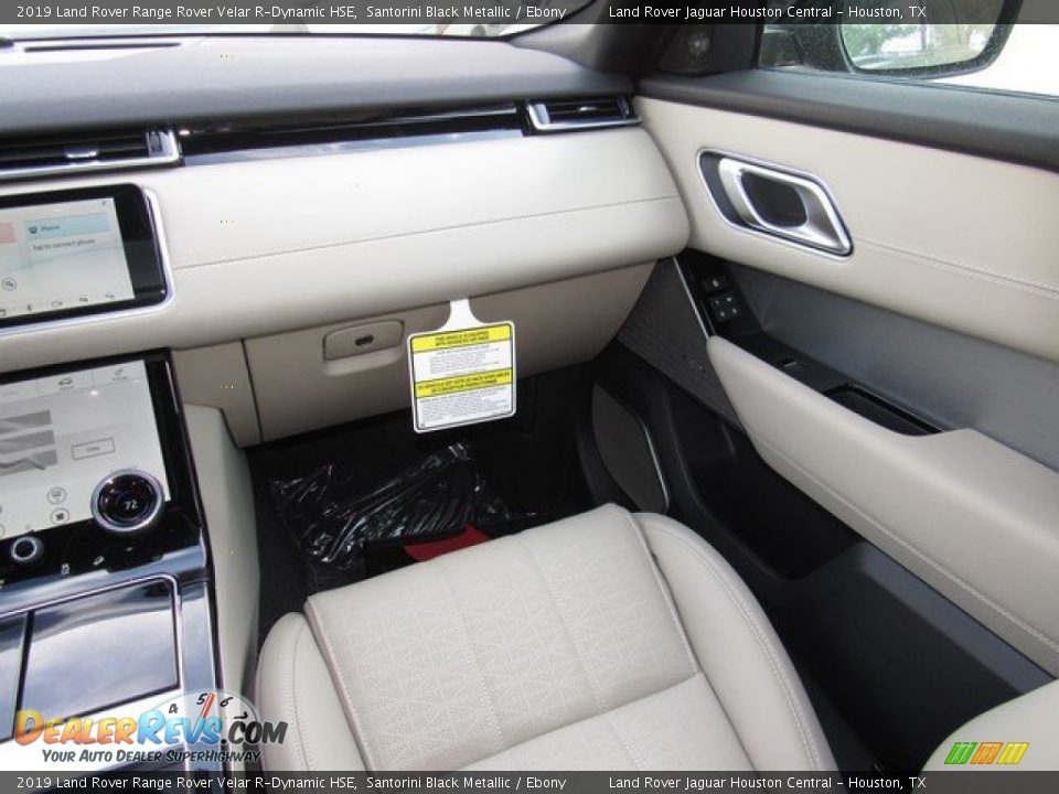 2019 Land Rover Range Rover Velar R-Dynamic HSE Santorini Black Metallic / Ebony Photo #15