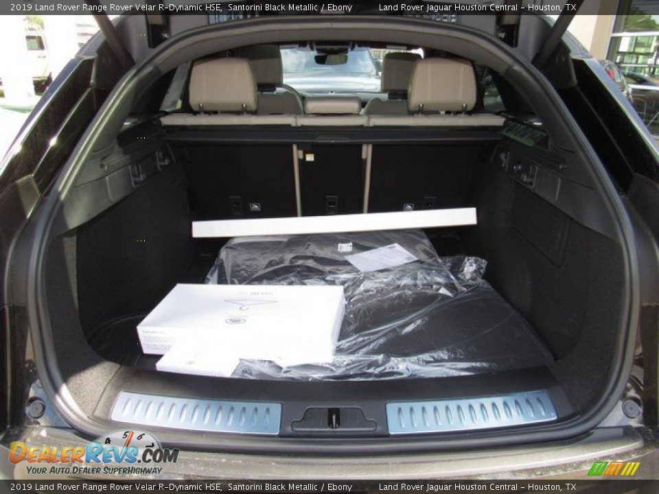 2019 Land Rover Range Rover Velar R-Dynamic HSE Santorini Black Metallic / Ebony Photo #17