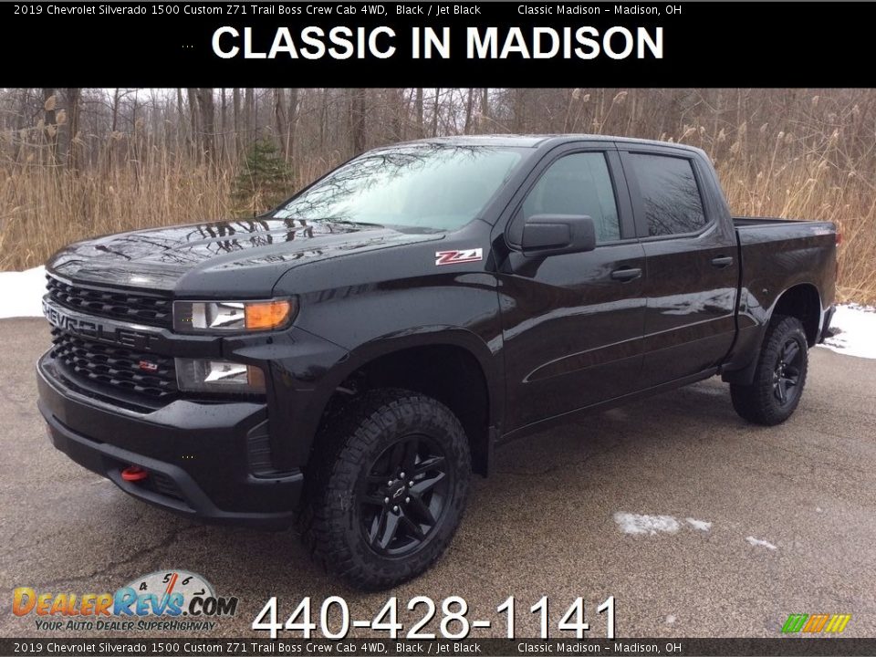 2019 Chevrolet Silverado 1500 Custom Z71 Trail Boss Crew Cab 4WD Black / Jet Black Photo #1