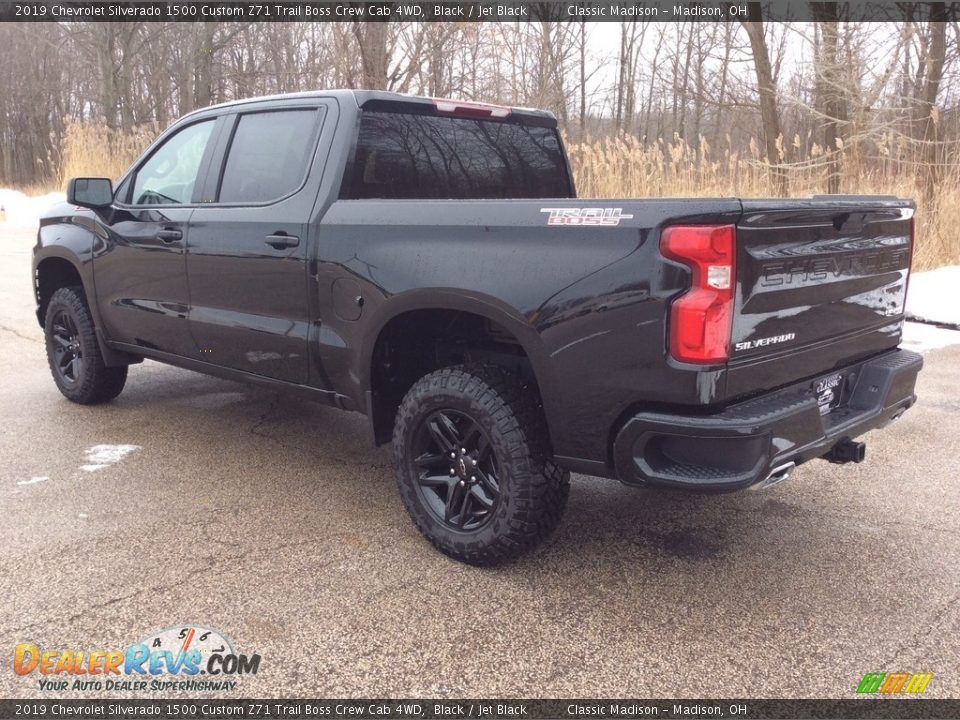 2019 Chevrolet Silverado 1500 Custom Z71 Trail Boss Crew Cab 4WD Black / Jet Black Photo #4